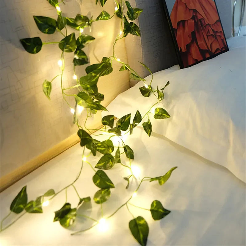 Verdana Bloom – LED Green Leaf Fairy String Lights